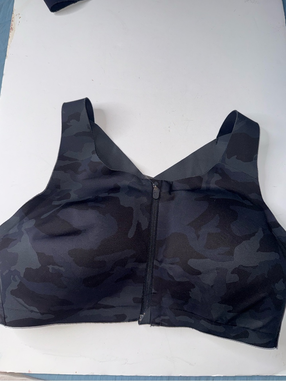 Lululemon Bra in Black Camo